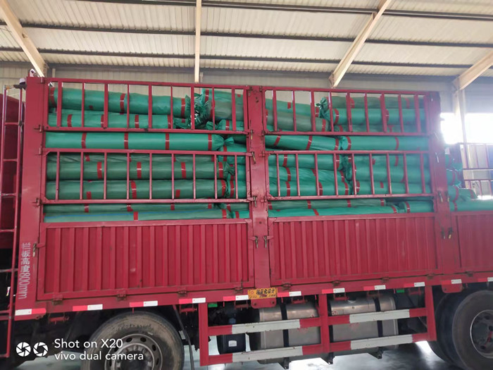 土工膜的運(yùn)輸及儲(chǔ)存過(guò)程中需要注意的事宜